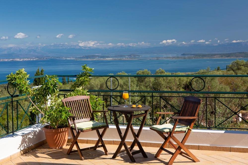 Villa Belvedere Verde Tsoukaládhes Esterno foto