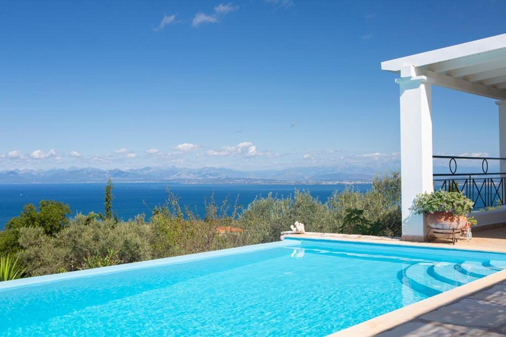 Villa Belvedere Verde Tsoukaládhes Esterno foto
